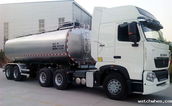 25吨<a href=http://xnc.xdqj.com/xnc/ target=_blank class=infotextkey>半挂<a href=/ target=_blank class=infotextkey>奶罐车</a></a>