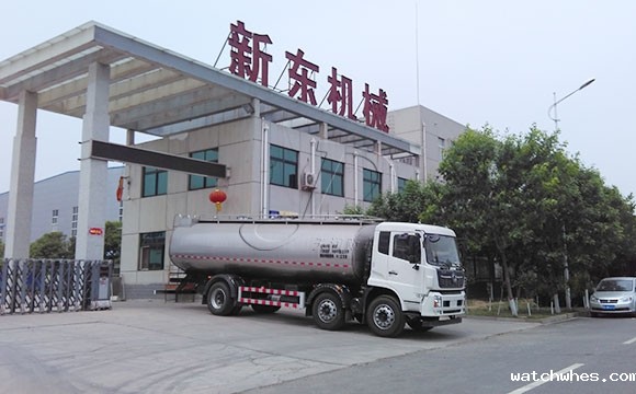 天润watchwhes牌16立方牛奶运输罐车发往洛阳