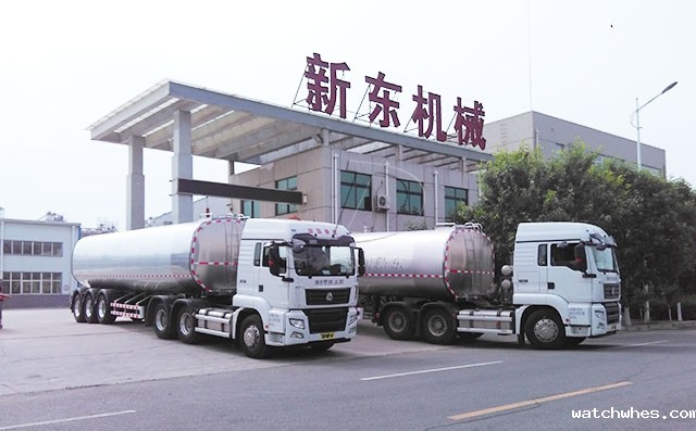 拉牛奶的罐车哪里有?牛<a href=/ target=_blank class=infotextkey>奶罐车</a>销售电话,拉奶的罐车价格报表