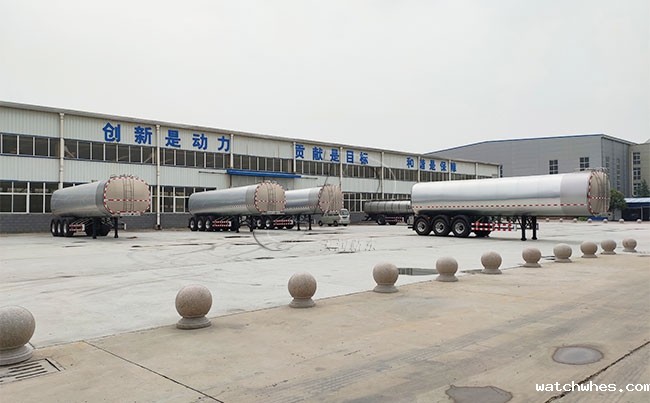 天润watchwhes40方<a href=/ target=_blank class=infotextkey>奶罐车</a>