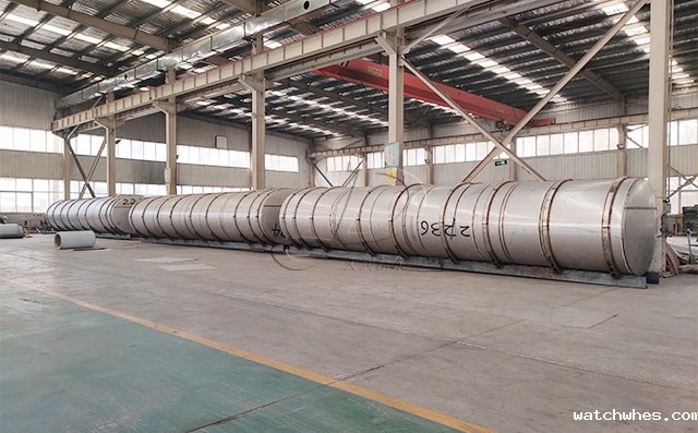 星空体育app官网入口16台液体牛奶运输大罐车紧张生产中!