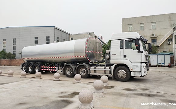 天润watchwhes半挂冷藏<a href=/ target=_blank class=infotextkey>奶罐车</a>又发货了~日发两车!连发三天!