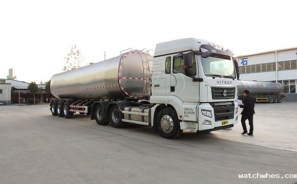 甘肃40吨大型半挂运输牛<a href=/ target=_blank class=infotextkey>奶罐车</a>下午发货