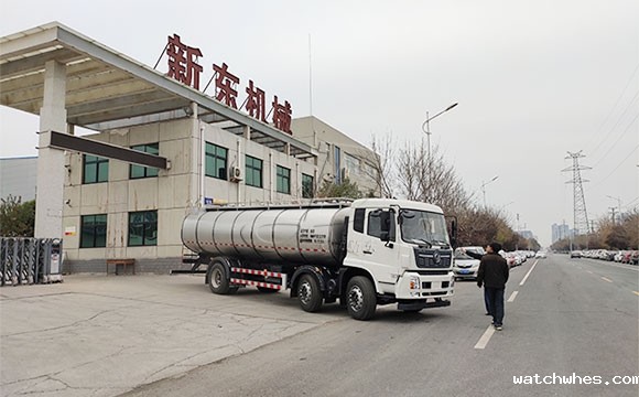 天润watchwhes牌16立方车罐<a href=http://xnc.xdqj.com/ngc/ target=_blank class=infotextkey>一体<a href=/ target=_blank class=infotextkey>奶罐车</a></a>发往河南南阳
