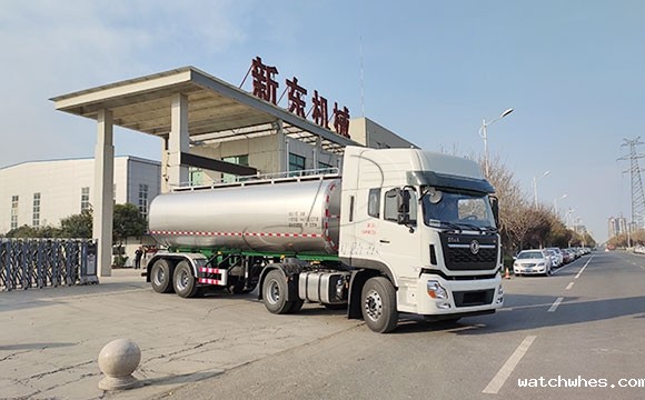 星空体育app官网入口25吨半挂拉<a href=/ target=_blank class=infotextkey>奶罐车</a>下午发往新疆