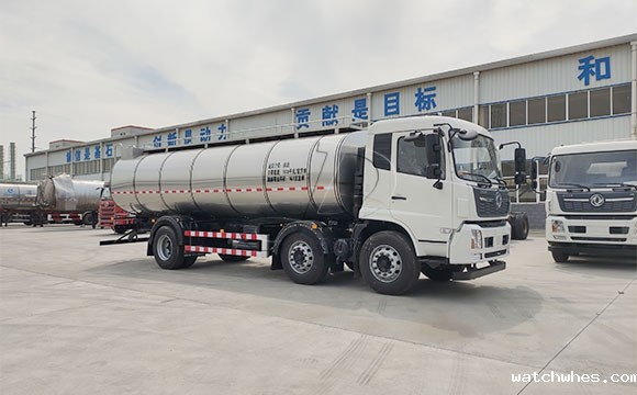 拉奶的大罐车