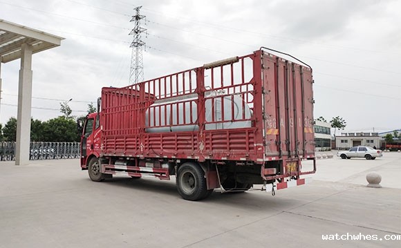 6吨不锈钢保温运输罐