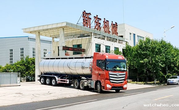 鲜奶物流运输罐车