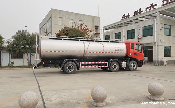 牛奶保温运输罐车