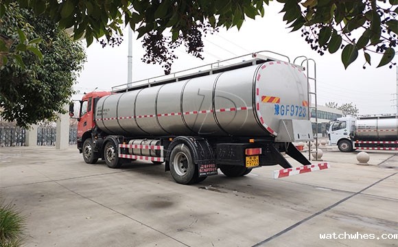 鲜牛奶罐装运输车