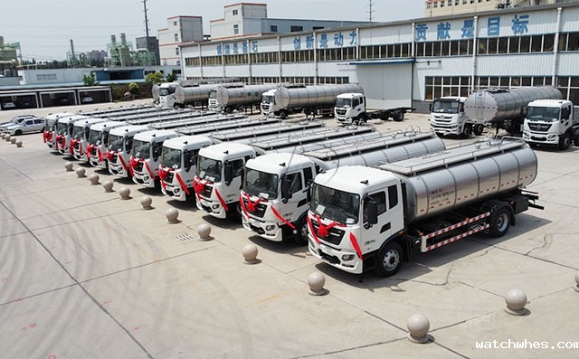 再玩个大的!广东10台奶罐车完工交付!