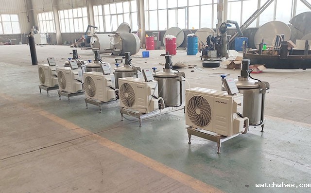 青海客户订购的5台50L牦牛奶制冷罐准备发货