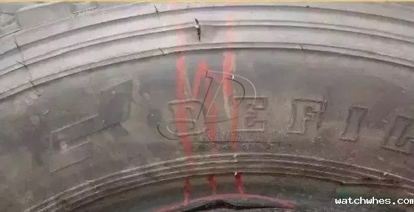 卡车轮胎问题
