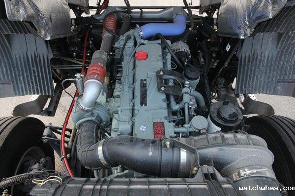 高速标载实用之选,三轴240马力解放JH6载货车