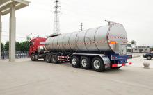 我公司无菌半挂运输鲜奶罐车顺利发往西安