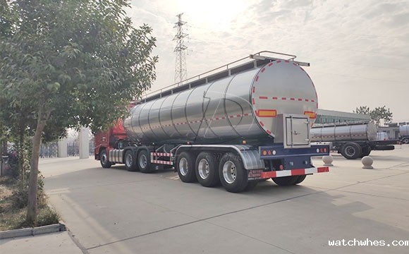 生奶运输保温车