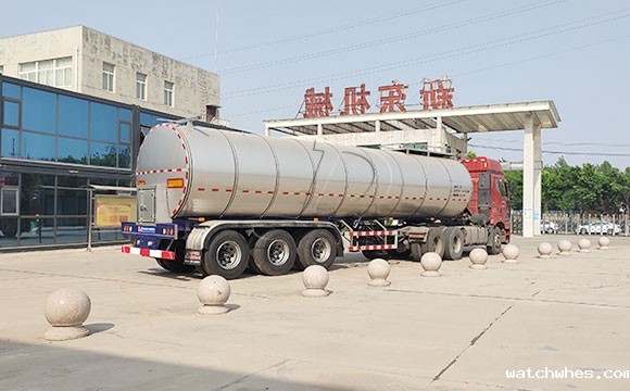 鲜奶运输半挂车