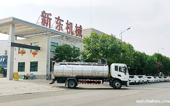 车罐一天鲜奶运输车