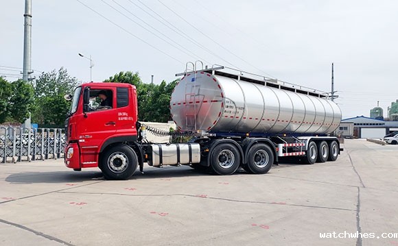 <a href=http://xnc.xdqj.com/xnc/ target=_blank class=infotextkey>半挂<a href=/ target=_blank class=infotextkey>奶罐车</a></a>