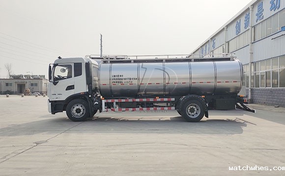 鲜奶运输车
