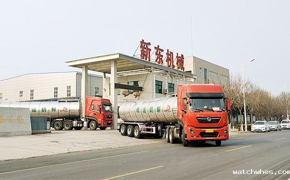 <a href=http://xnc.xdqj.com/xnc/ target=_blank class=infotextkey>半挂<a href=/ target=_blank class=infotextkey>奶罐车</a></a>