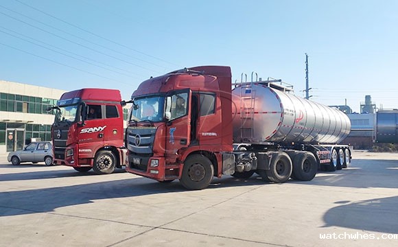 <a href=http://xnc.xdqj.com/xnc/ target=_blank class=infotextkey>半挂<a href=/ target=_blank class=infotextkey>奶罐车</a></a>