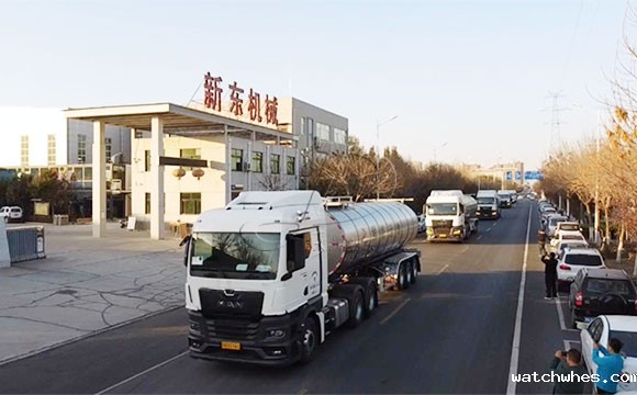 <a href=http://xnc.xdqj.com/xnc/ target=_blank class=infotextkey>半挂<a href=/ target=_blank class=infotextkey>奶罐车</a></a>