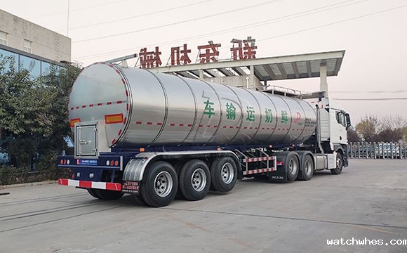 牛奶运输罐车