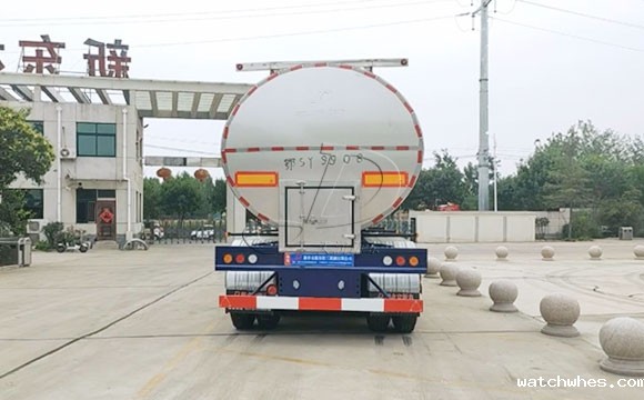 鲜奶运输半挂车