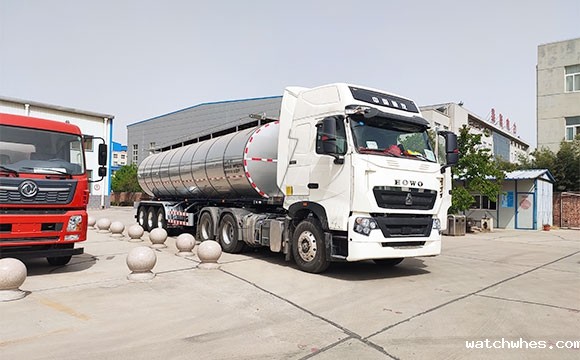 罐式拉牛奶卡车