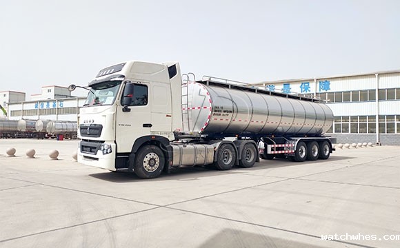 罐式拉牛奶卡车