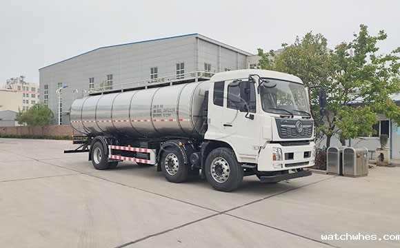 东风<a href=/ target=_blank class=infotextkey>奶罐车</a>