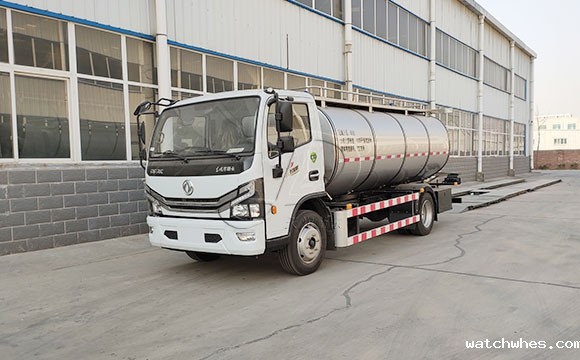 小型鲜奶运输车