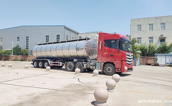 半挂牛奶冷罐车
