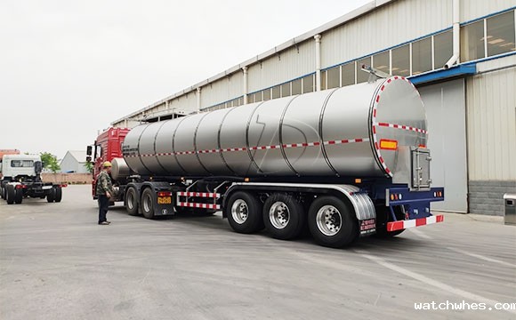 半挂牛奶运输物流车