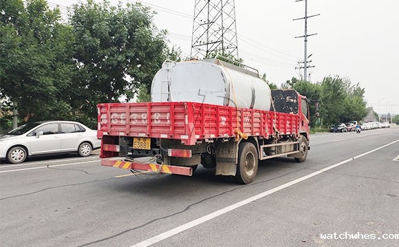 不锈钢保温储奶罐