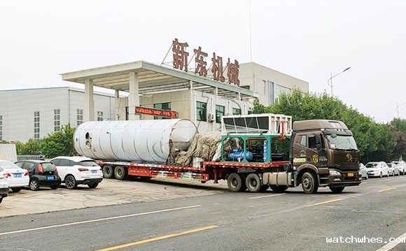 50吨大型保温冷奶罐