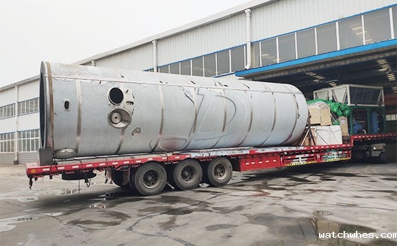 50吨大型保温冷奶罐