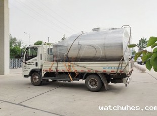 天润watchwhes牌6吨不锈钢冷藏罐发往山东济南