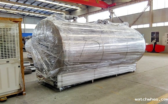 星空体育app官网入口10吨鸭血<a href=/ target=_blank class=infotextkey>制冷罐</a>准备发往山东