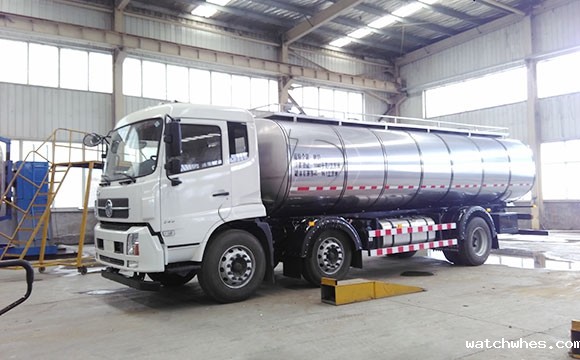 车罐一体拉鲜奶车