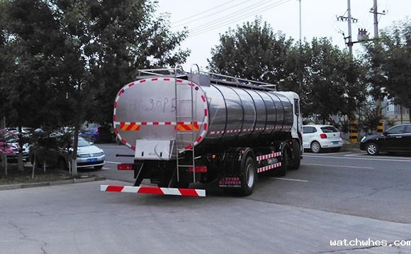 车罐一体拉鲜奶车