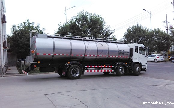 车罐一体拉鲜奶车