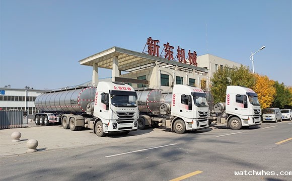 大型<a href=http://xnc.xdqj.com/xnc/ target=_blank class=infotextkey>半挂<a href=/ target=_blank class=infotextkey>奶罐车</a></a>