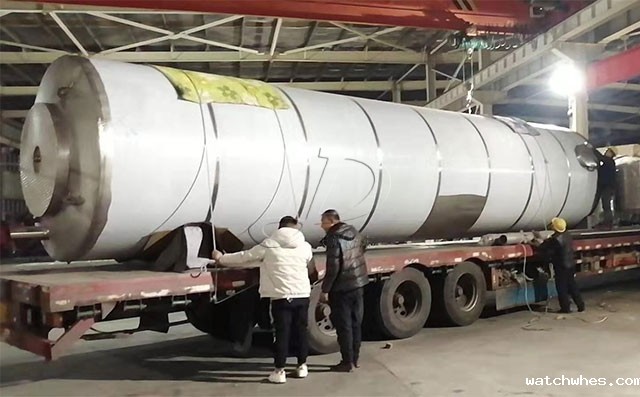 内蒙古30吨大型保温室外奶仓连夜发货