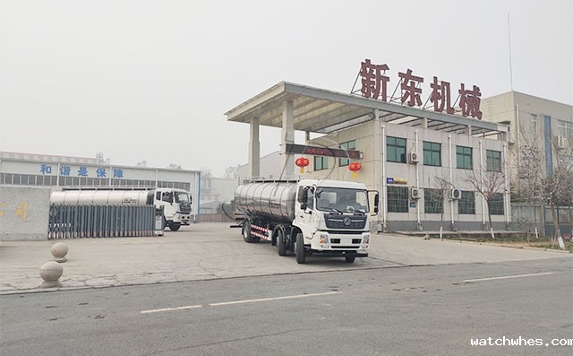 我公司两台YXD5250GNY鲜奶运输车发往河北