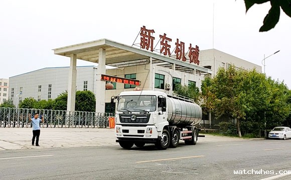 一体式拉奶运输车