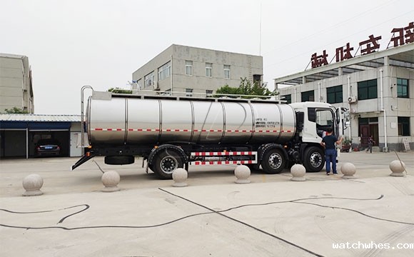 一体式拉奶运输车