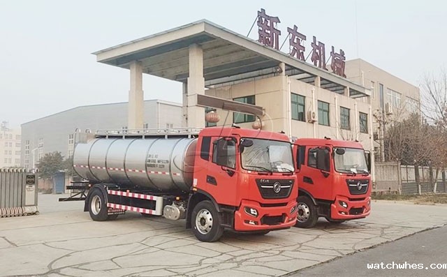 山东老客户订购的两台国六一体鲜奶运输车发货