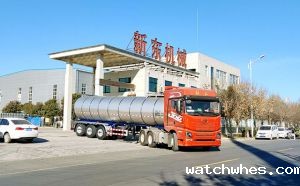宁夏物流公司35吨鲜奶运输半挂车发往中卫